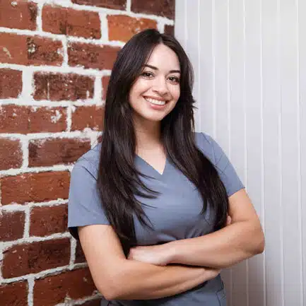 Vanessa-orthodontic assistant